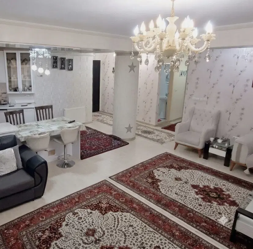 اپارتمان ۱۲۵ اهرار دریاچه ۳ خواب