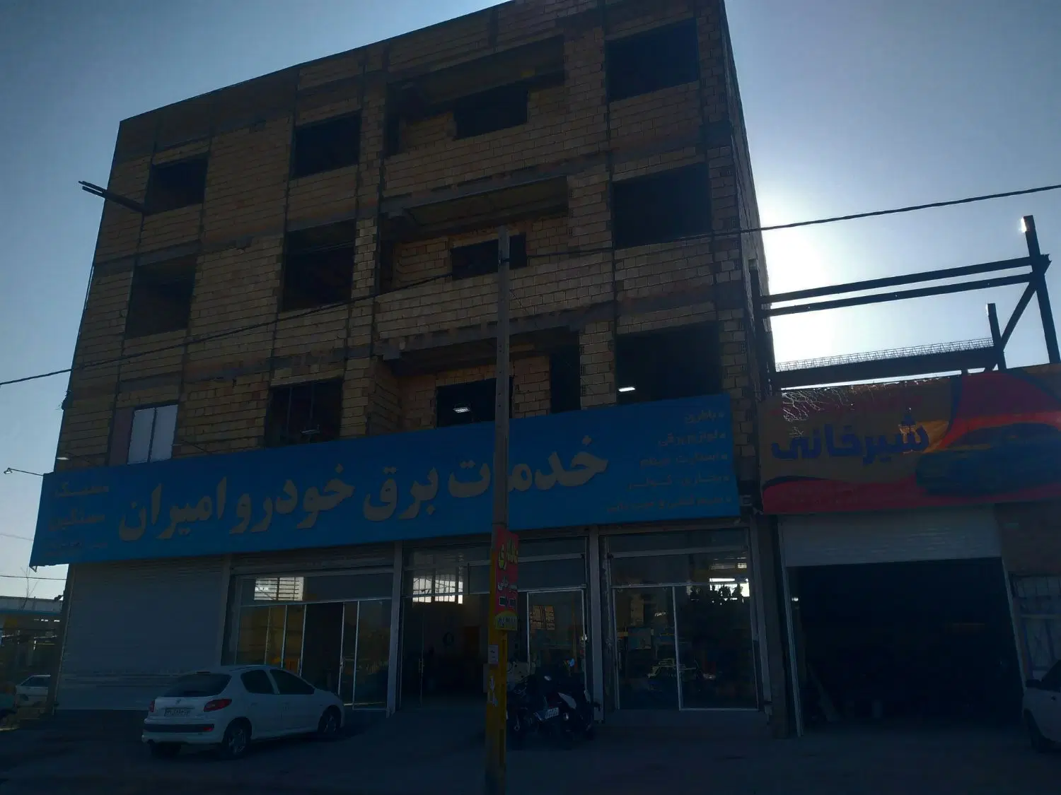 رهن و اجاره زیرزمین بزرگ تجاری