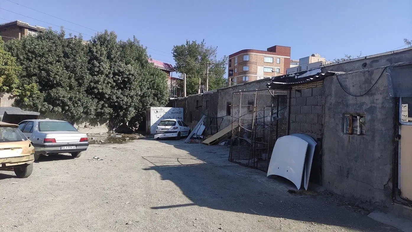 گاراژ تجاری دوبر با موقعیت عالی - کرمانشاه