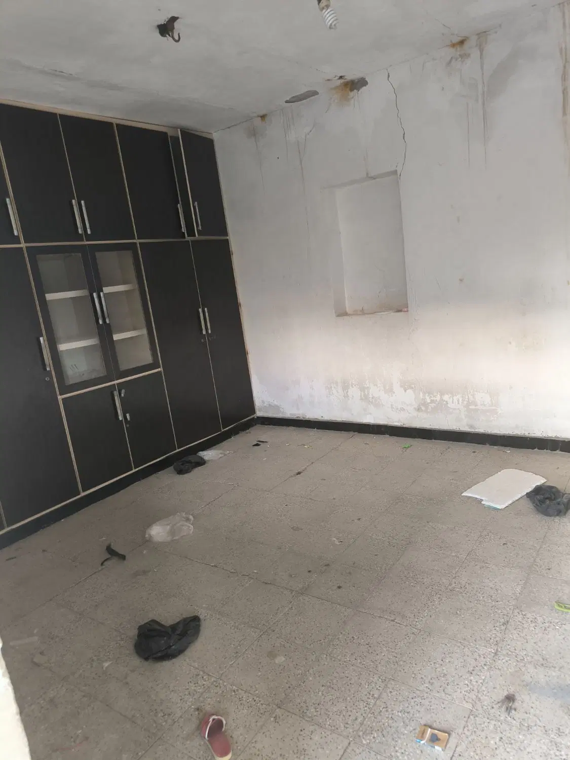 منزل کلنگی ۳۴۰ متر