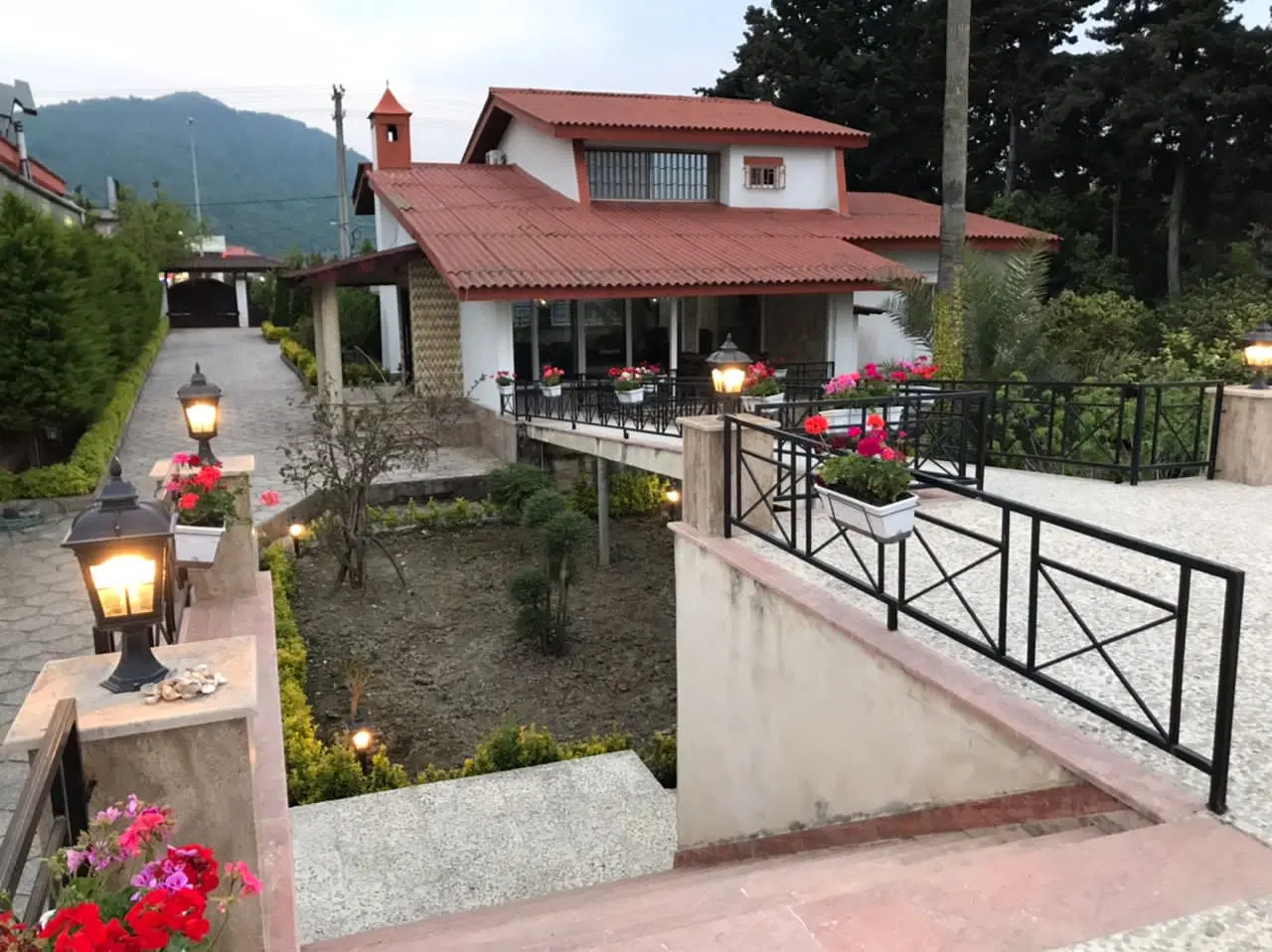 ویلای ساحلی آرامش