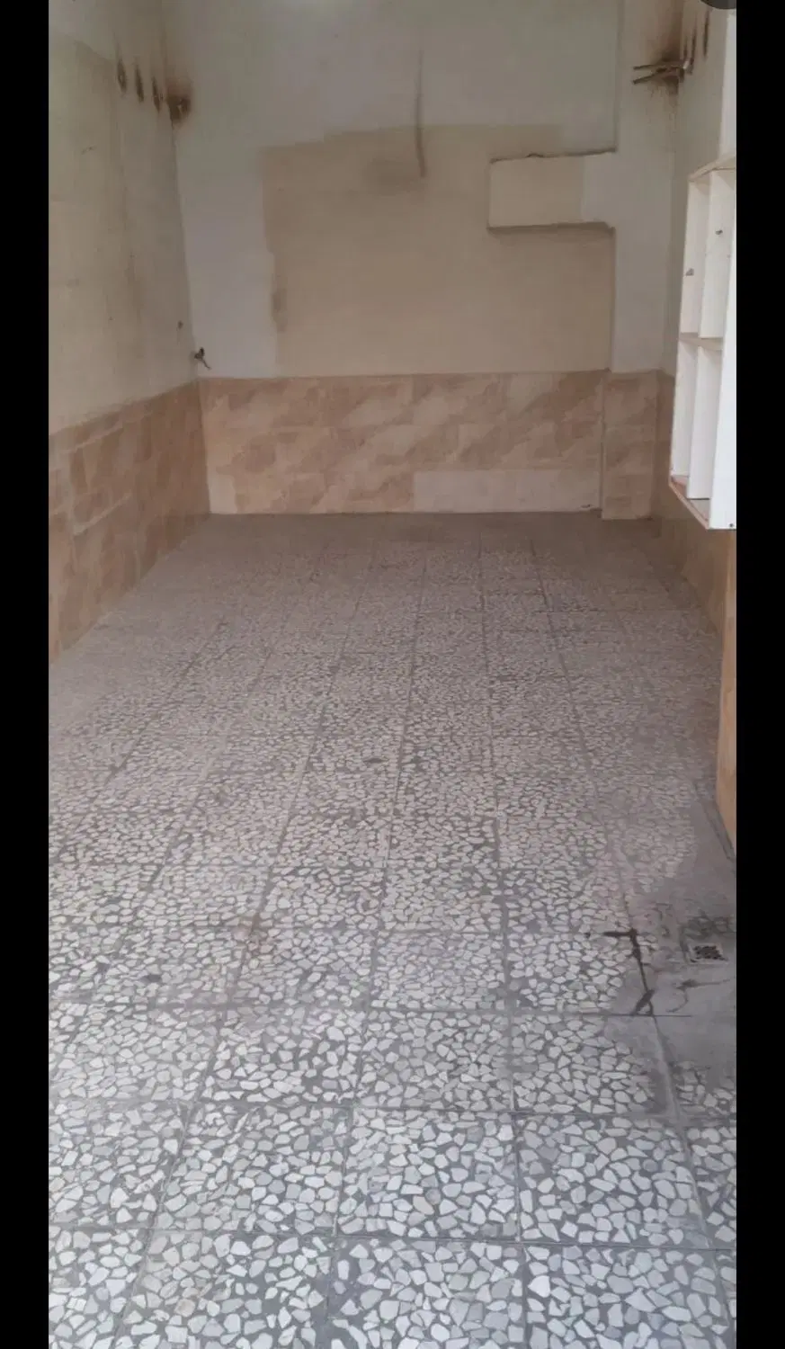 انباری درباسمنج