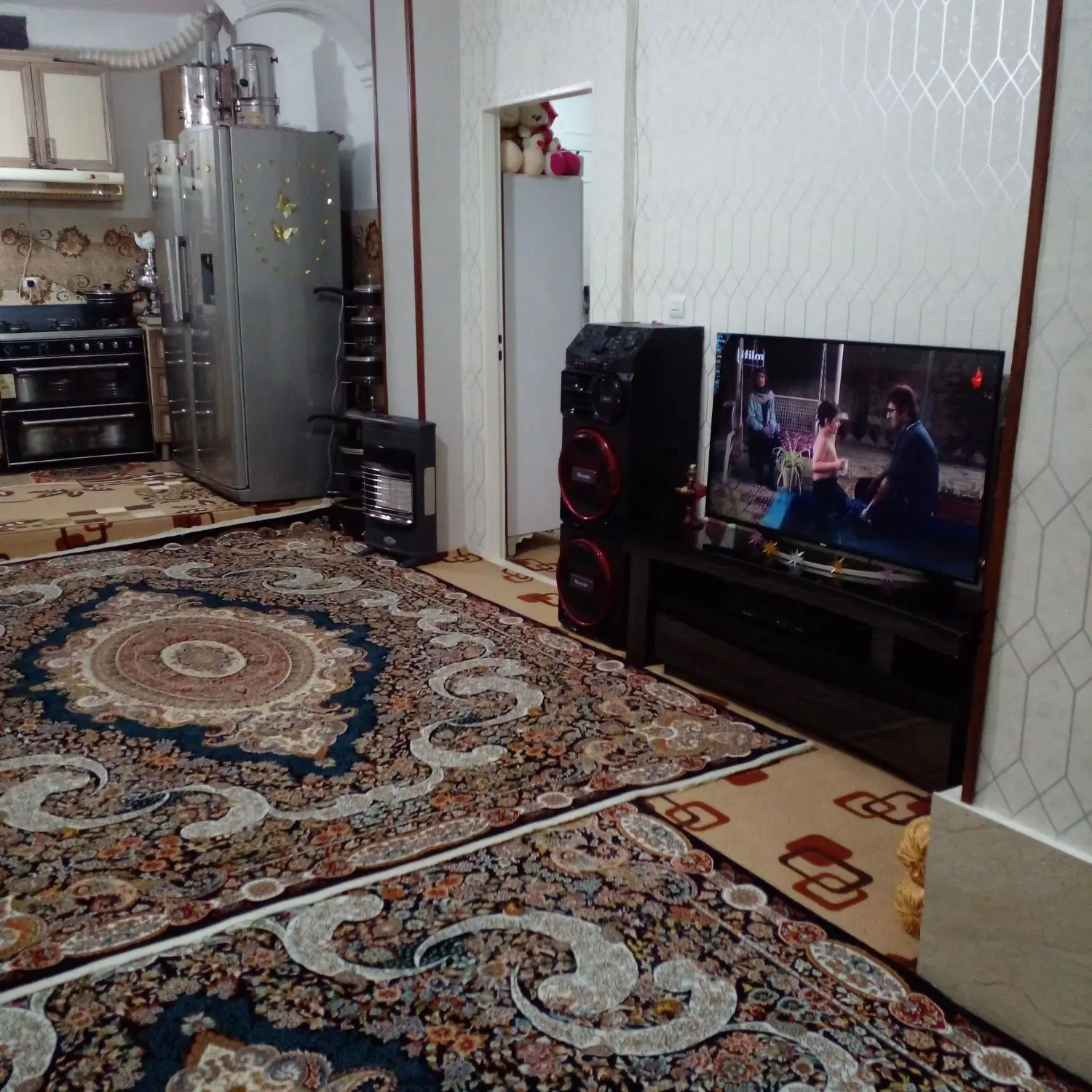 خونه ۶۰ متری تمیز، مرتب وآماده سکونت ،طبقه اول