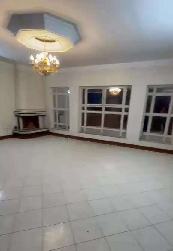 ۹۰متری
