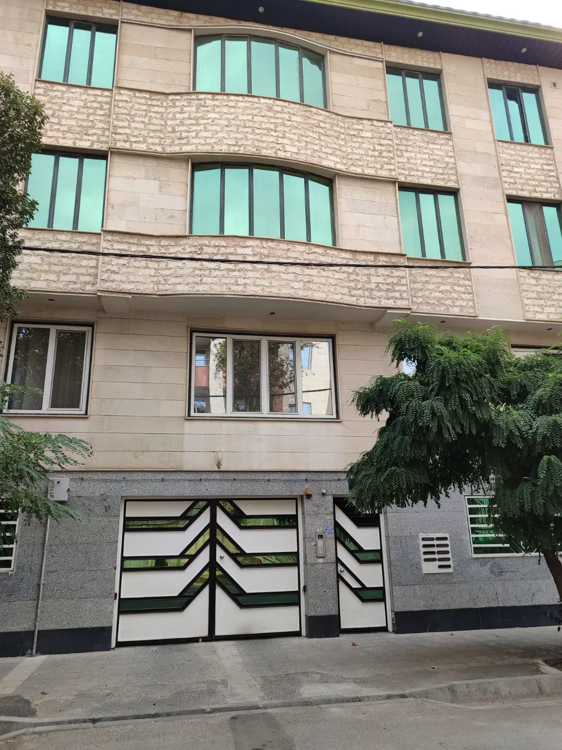 ۹۴متری دهقان ویلا دوم خیابان پنجم