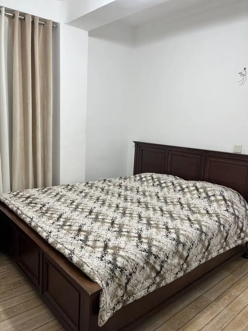 اپارتمان هفت سال ساخت بازسا،ی شده