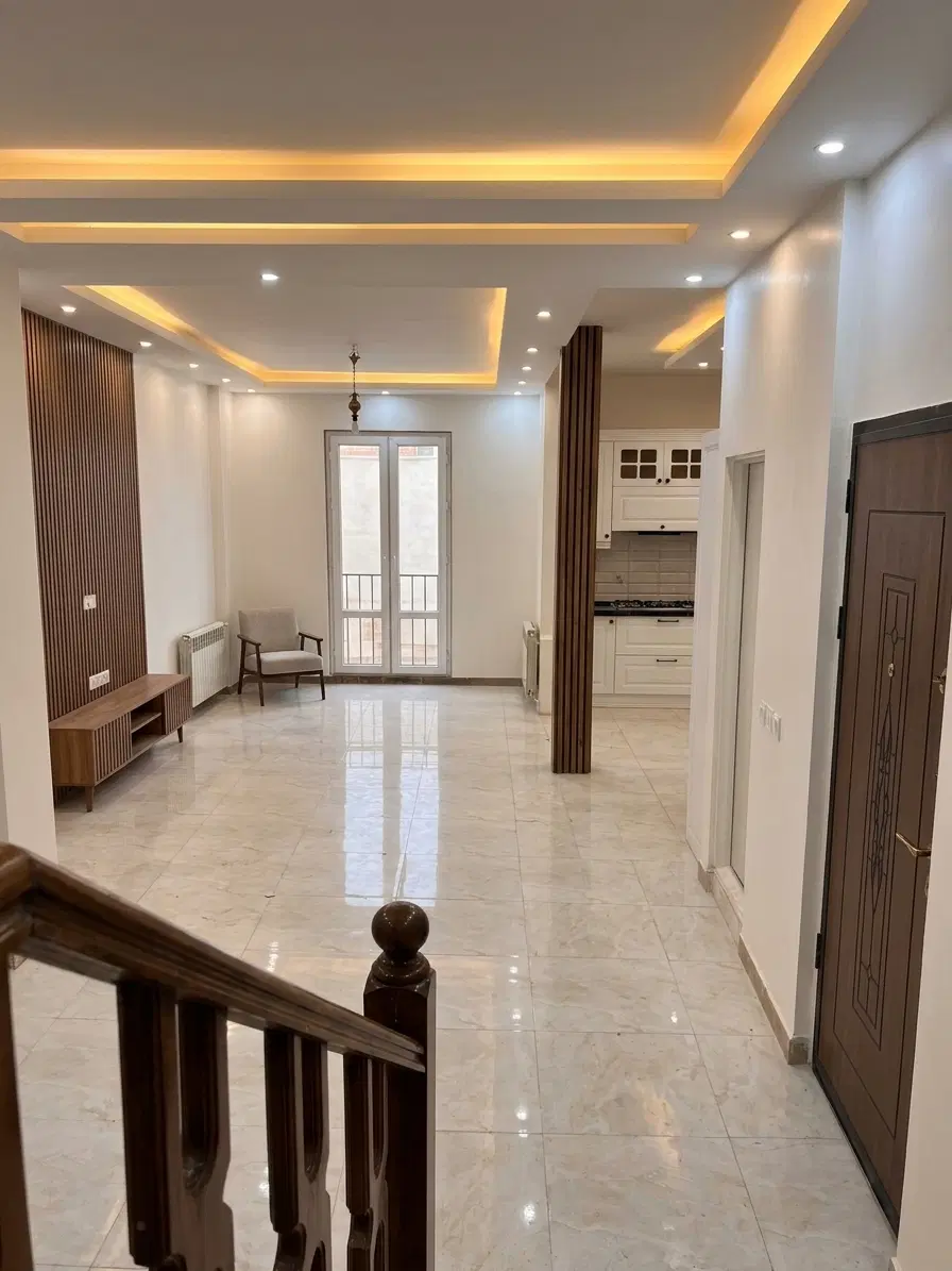 پیروزی کریمشاهیان . ۸۰ متر ۲خواب . بازسازی فول