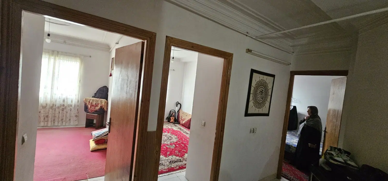 رهن اجاره ۳ خواب تک واحد متراژ ۱۳۰ کاخ ششم بهمن
