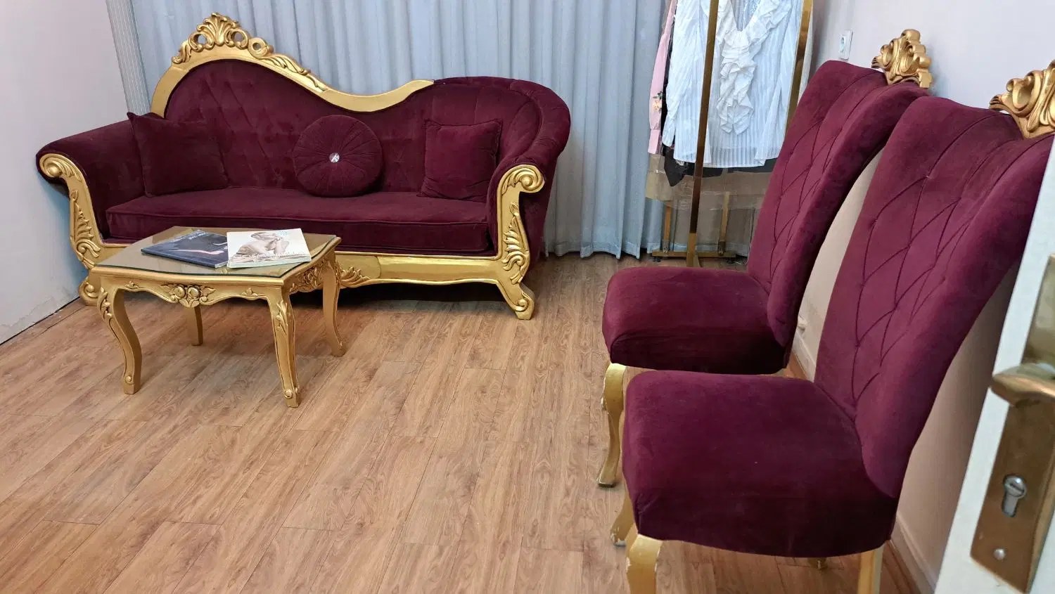 اجاره اتاق ولاین رگال لباس