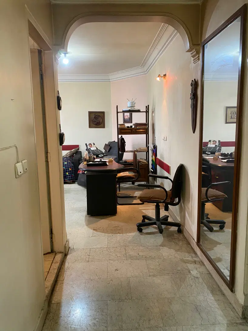 ۶۵ متر موقعیت اداری میدان کاج