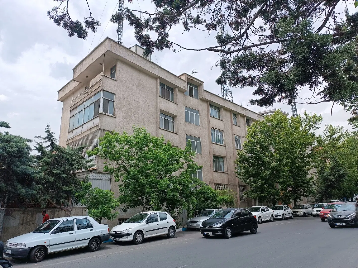 آپارتمان 97 متری خوش‌نقشه در قیطریه (سرمایه‌گذاری)