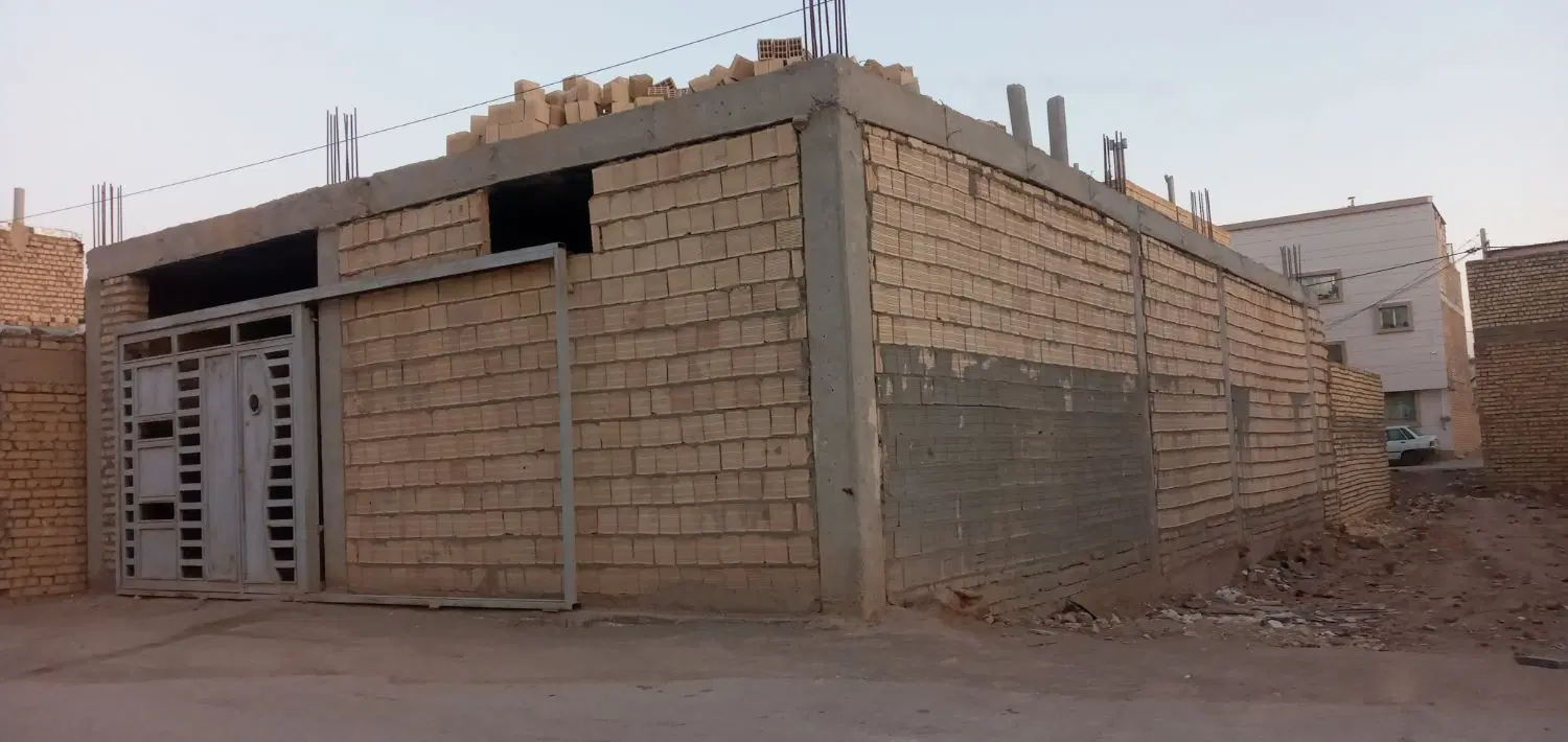 ۲۰۰متری نیمه ساز سقفو ستون دولت آباد