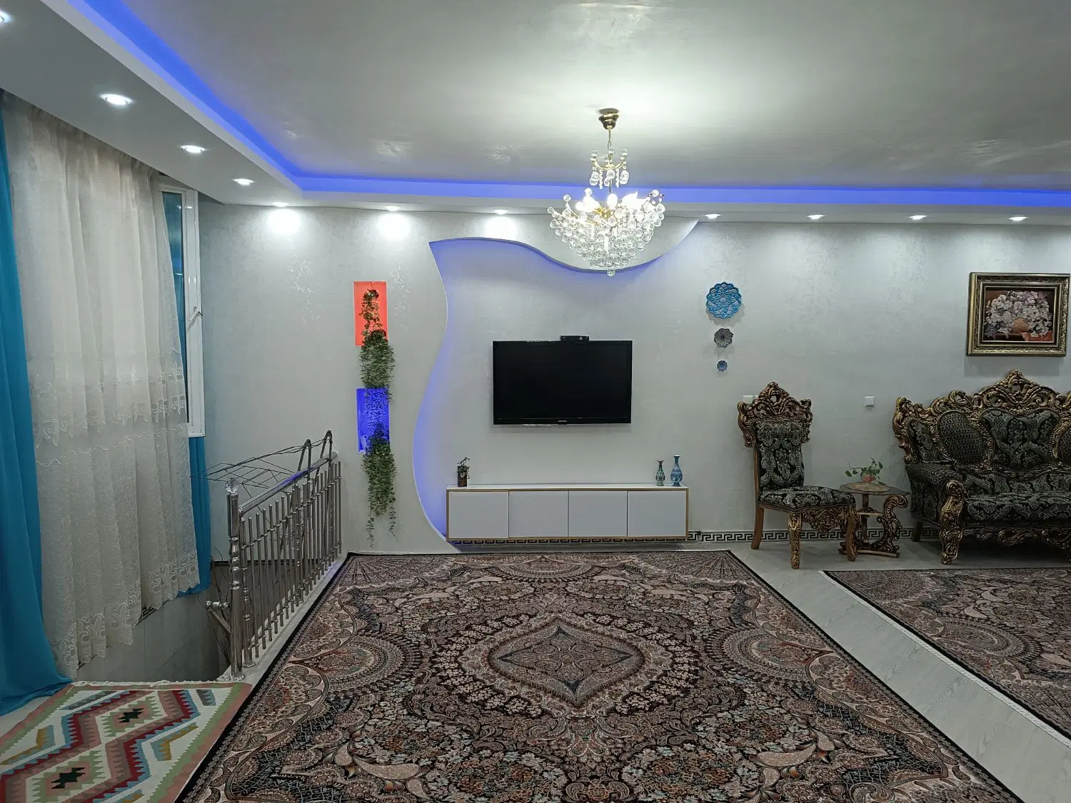 خانه ویلایی حیاط دار ۱۰۰ متری