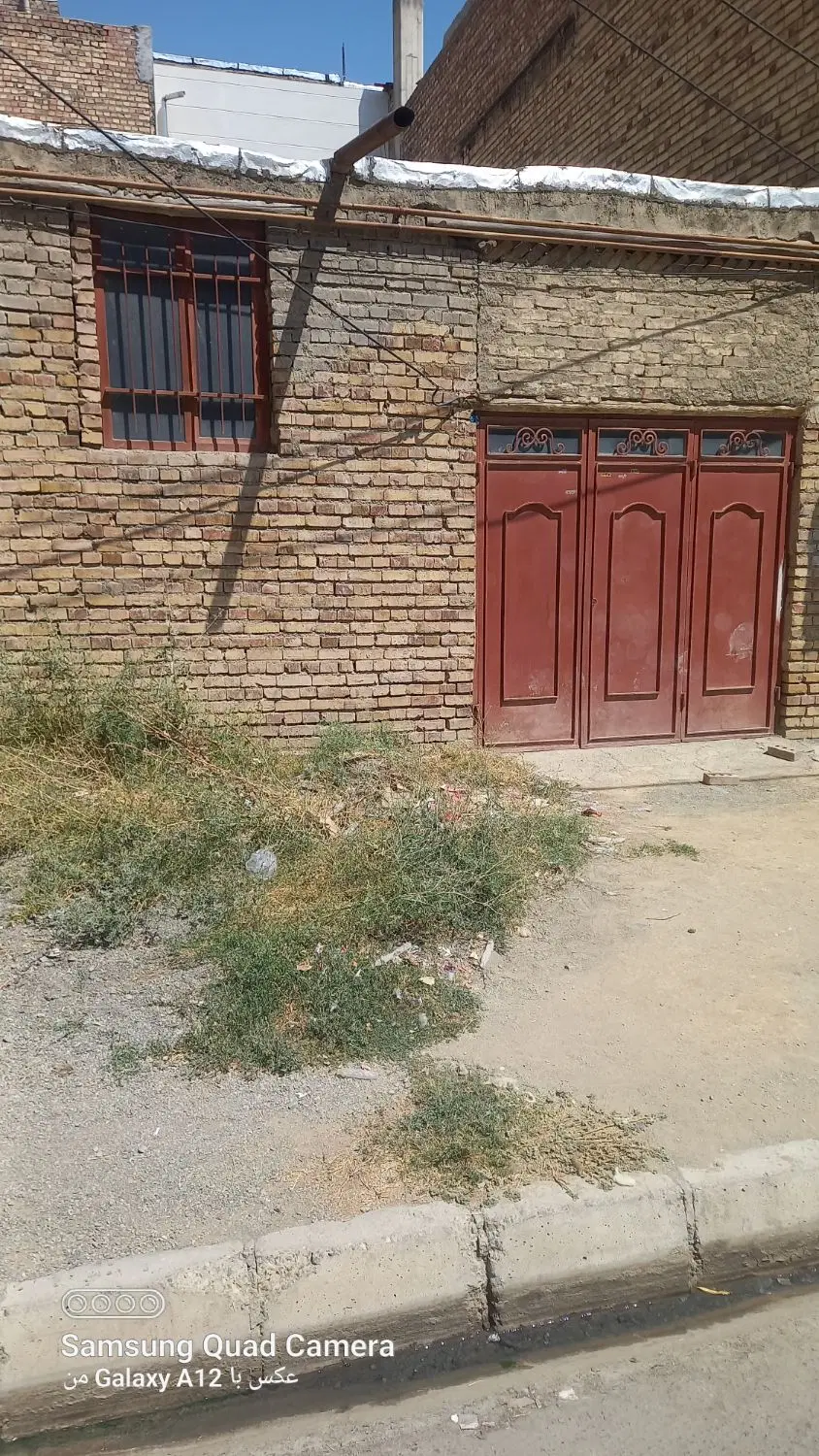 باسلام یه انباری دربست به متراژ۸۰متر