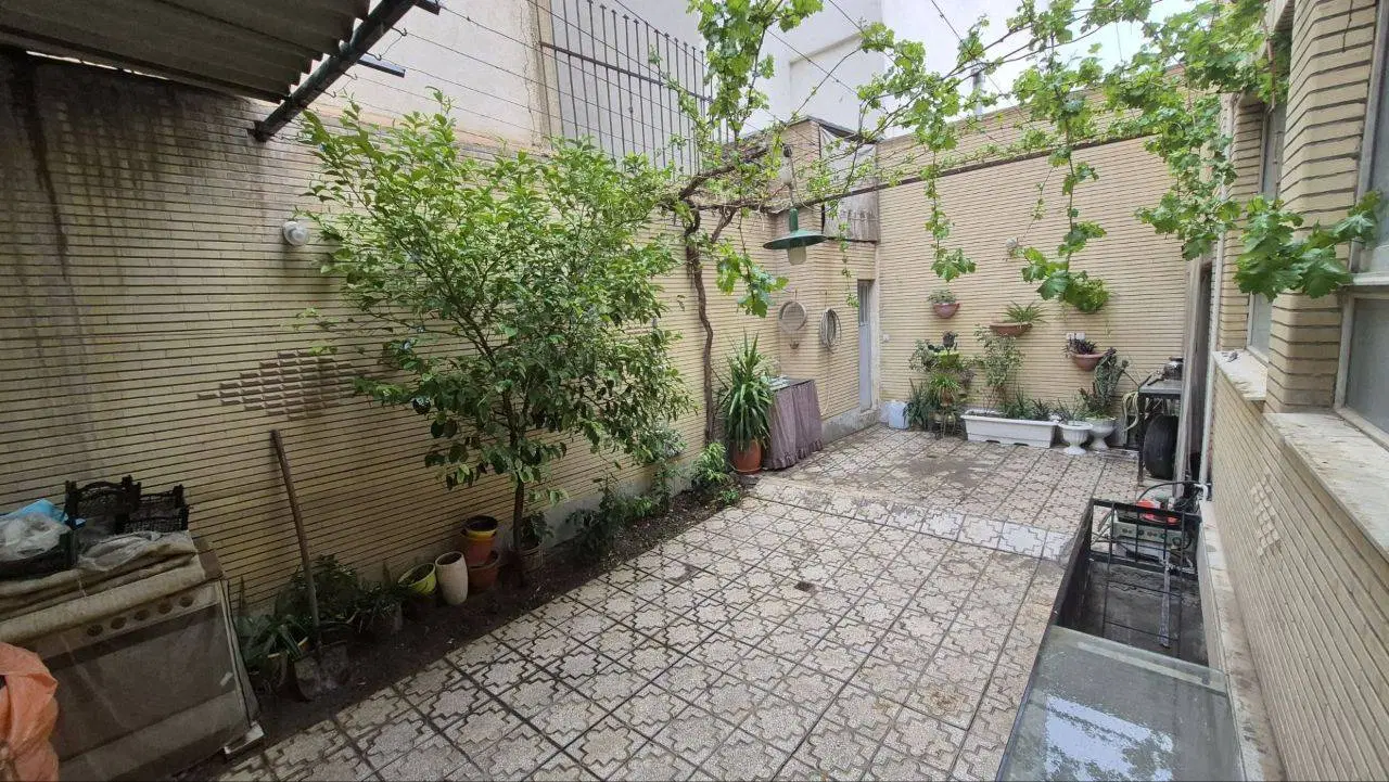 ۲۴۰مترویلاییدو طفلان زینبیه دو نبش