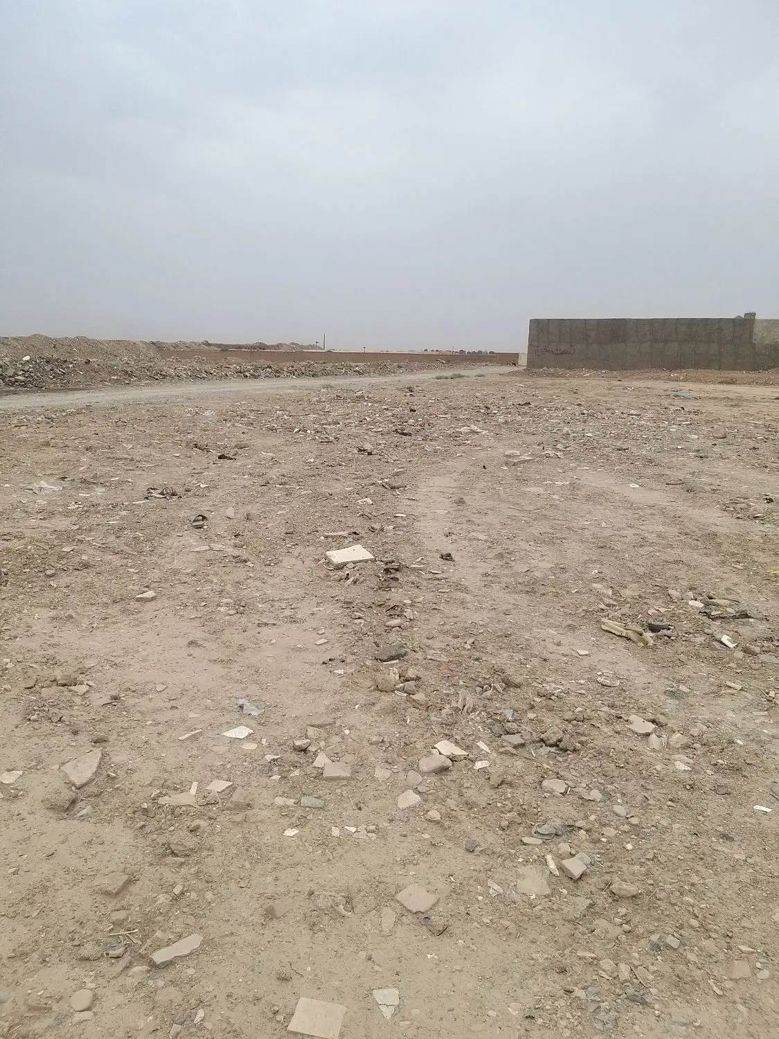 زمین  مساحت ۳۰۰۰ متر سند تک برگ جنب کارخانه آسفالت