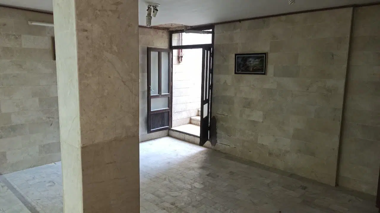 زیرزمین اجاره ای
