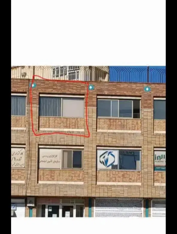 مغازه تجاری ۲۴متری بر  خ چهار راه عاشق اصفهانی