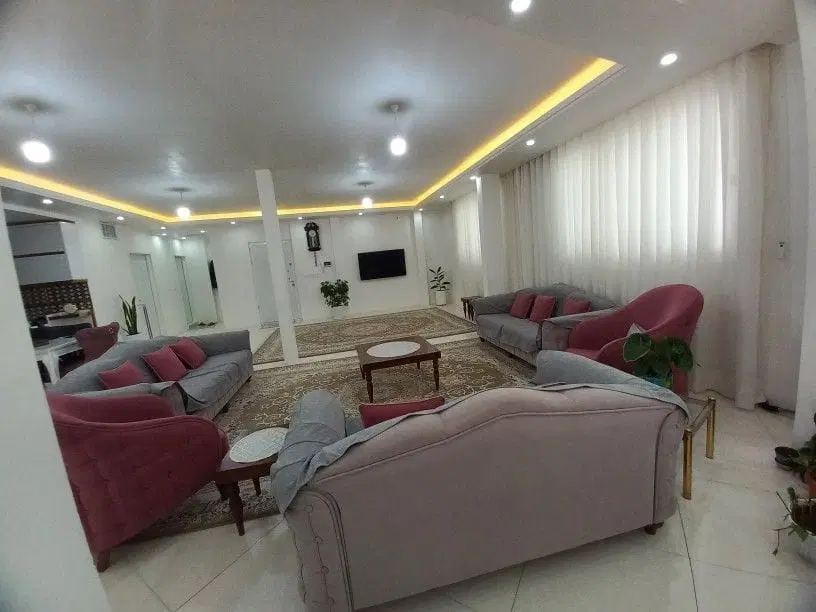 رهن واجاره مغازه سی متری طالقانی