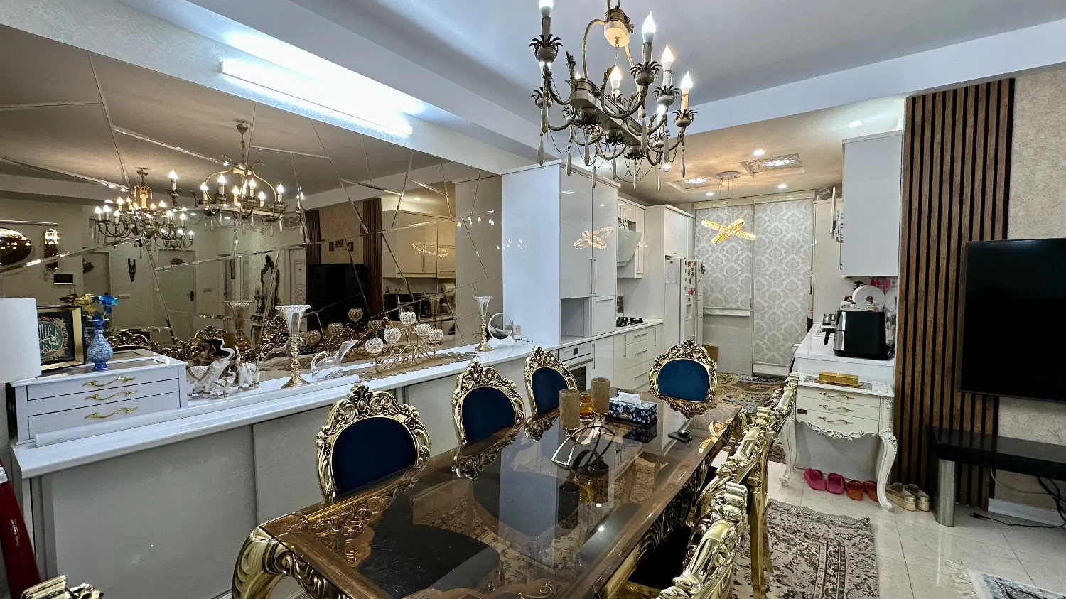 ۱۳۱ متر ۳ خواب مشیریه جنوبی