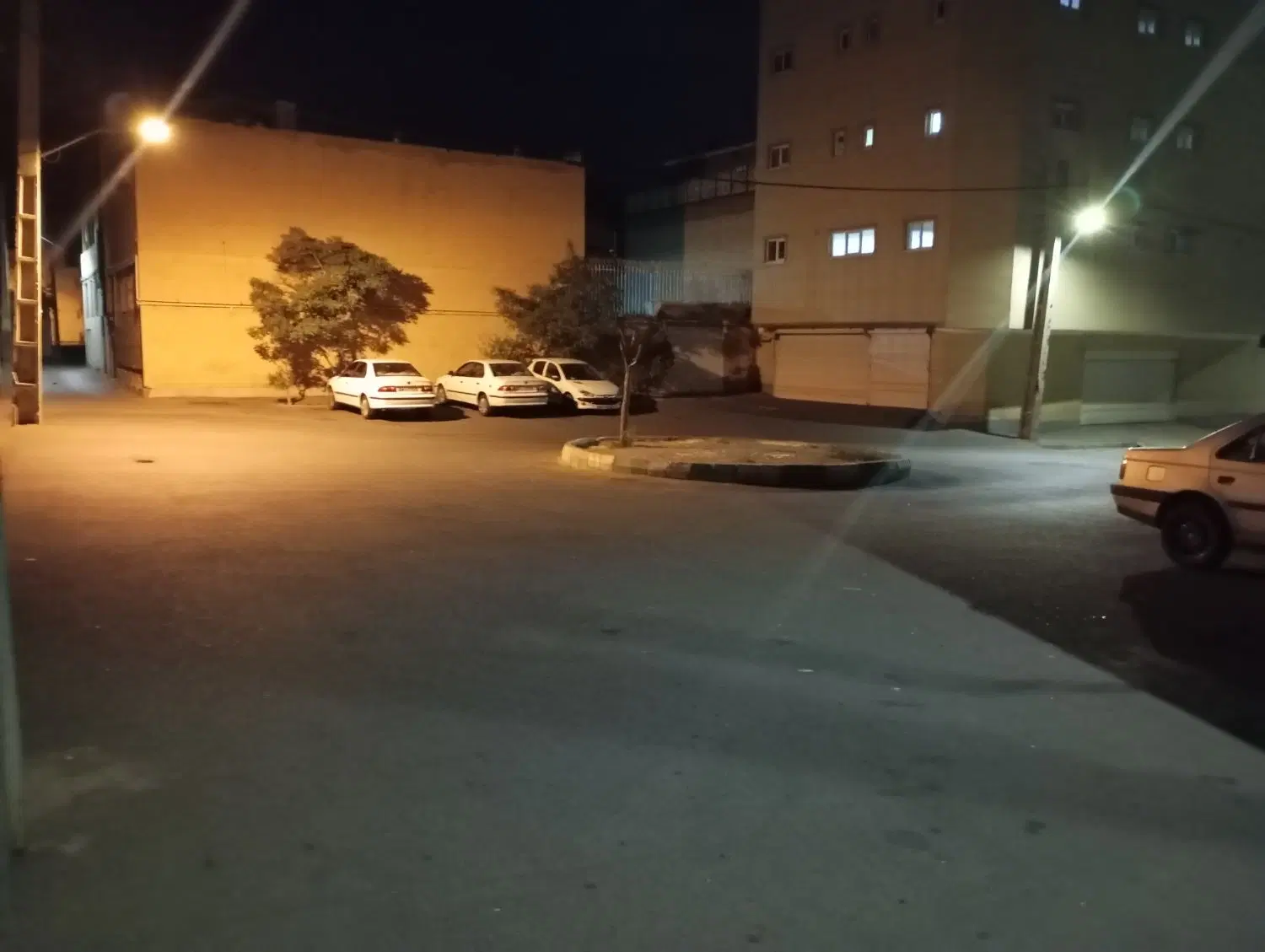 فروش خانه دو طبقه در شهرک ارم