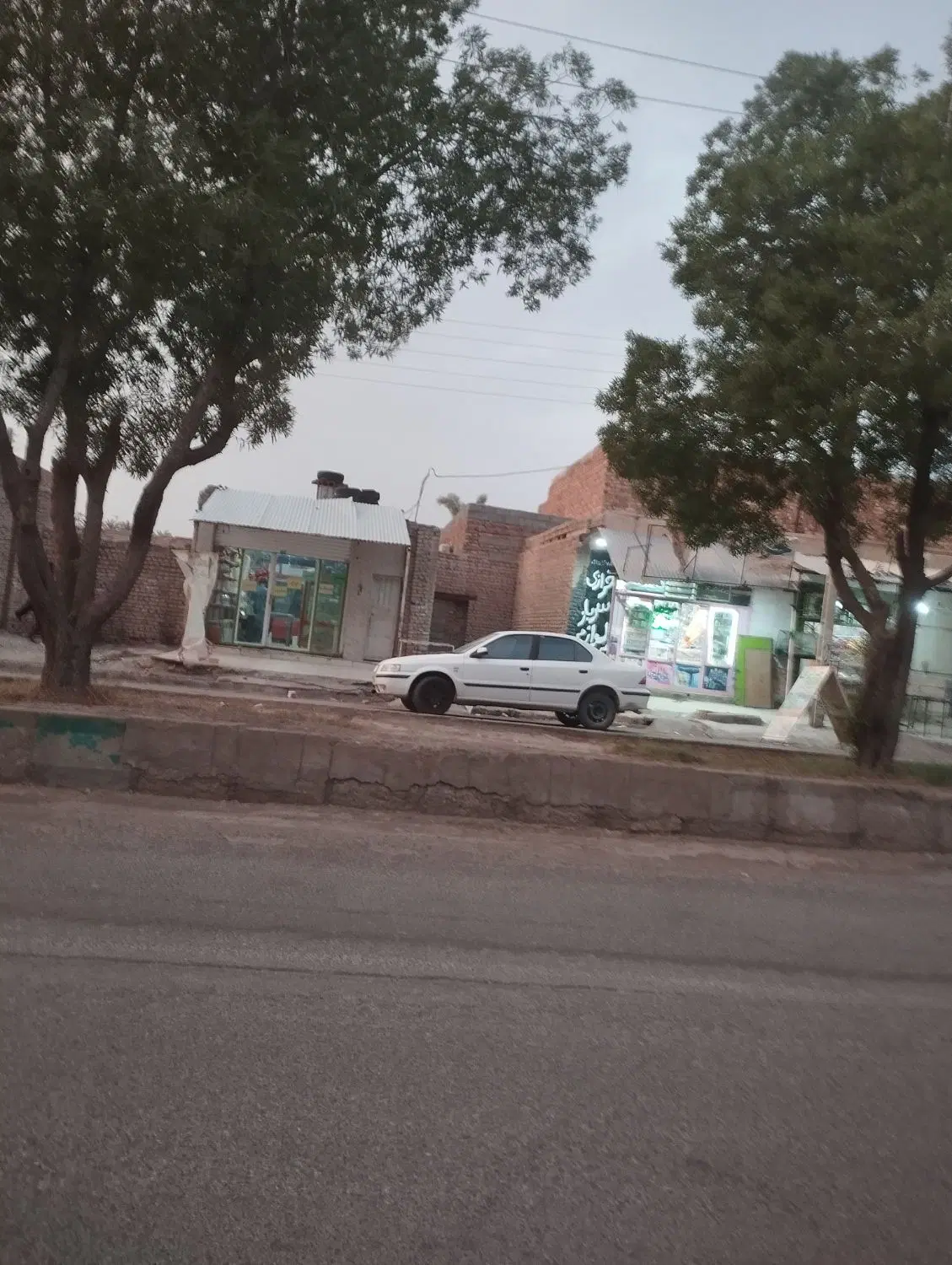زمین تجاری مسکونی