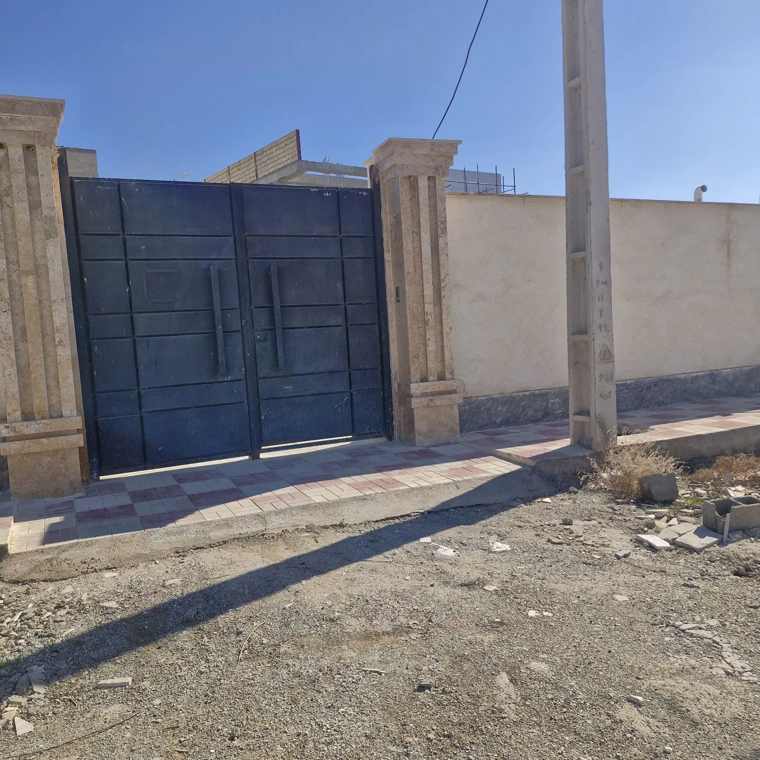 زمین ۱۰۰۰متری داخل بافت سندتکبرگی مجوزساخت اقبالیه