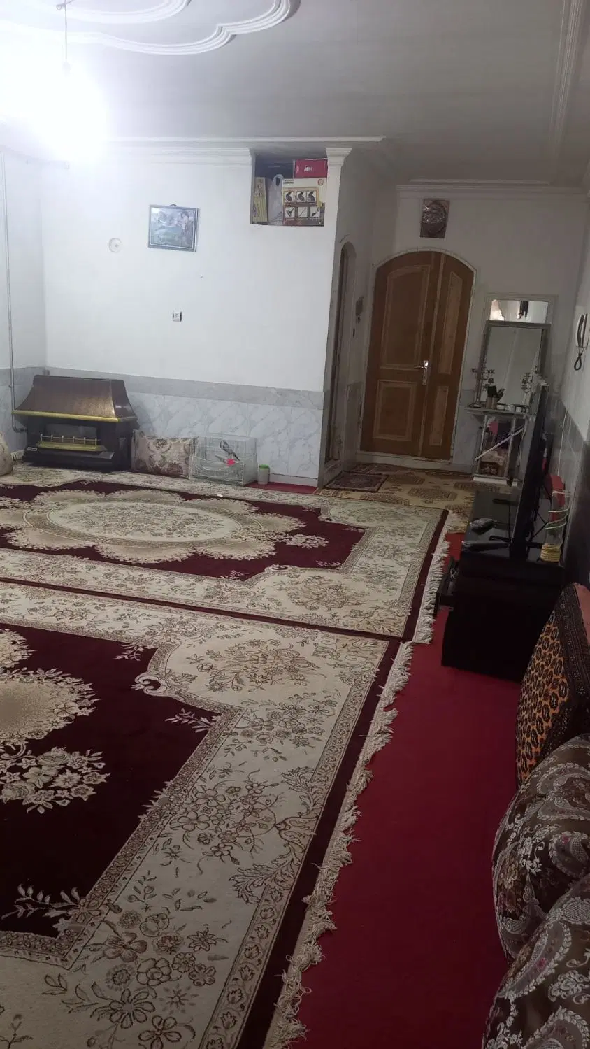 خانه دو طبقه همکف  رهن کامل