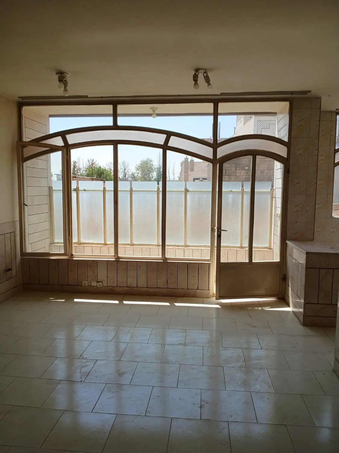اجاره یک واحد از منزل مسکونی خ شریعتی