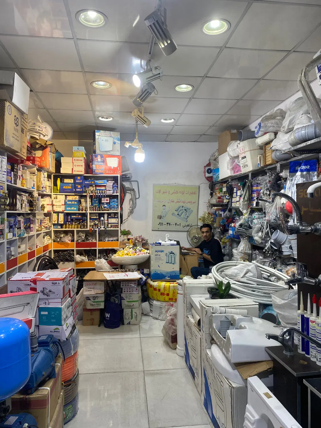 مغازه اجاره ای ۲۵