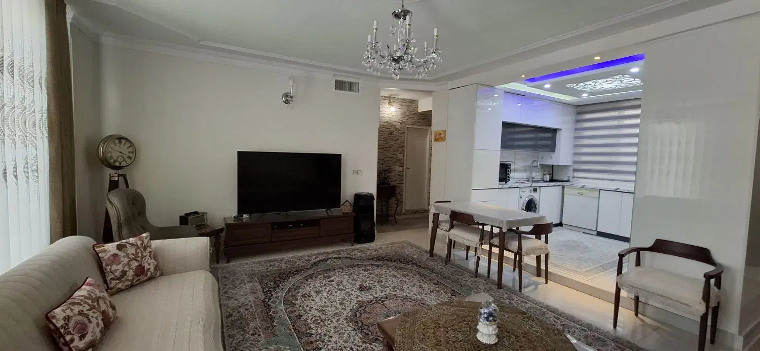 آپارتمان 84متری میدان حر
