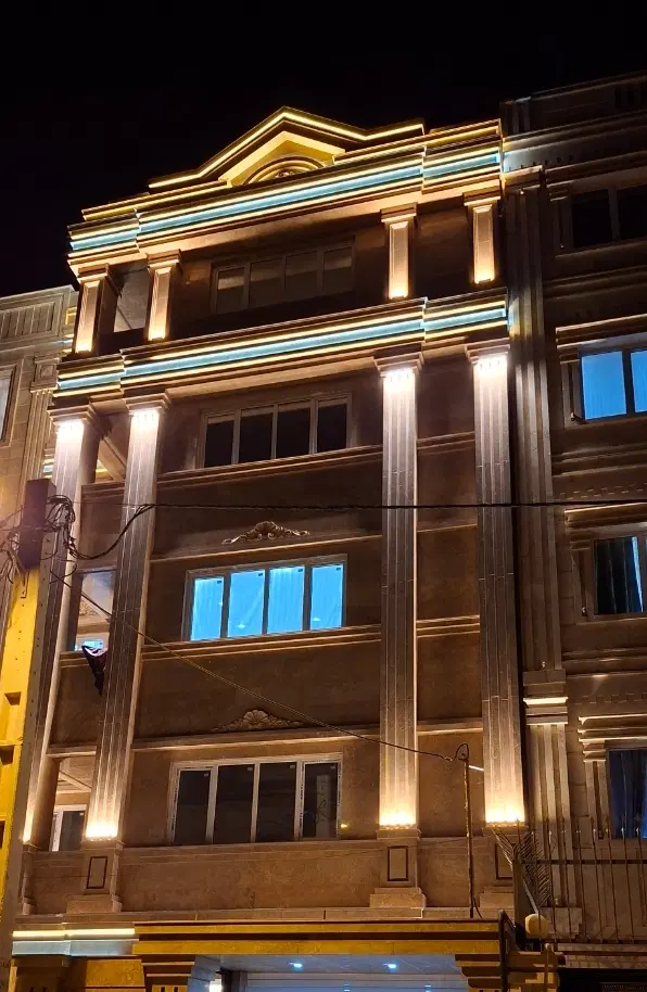 ۱۲۸ تک واحدی خبرنگار