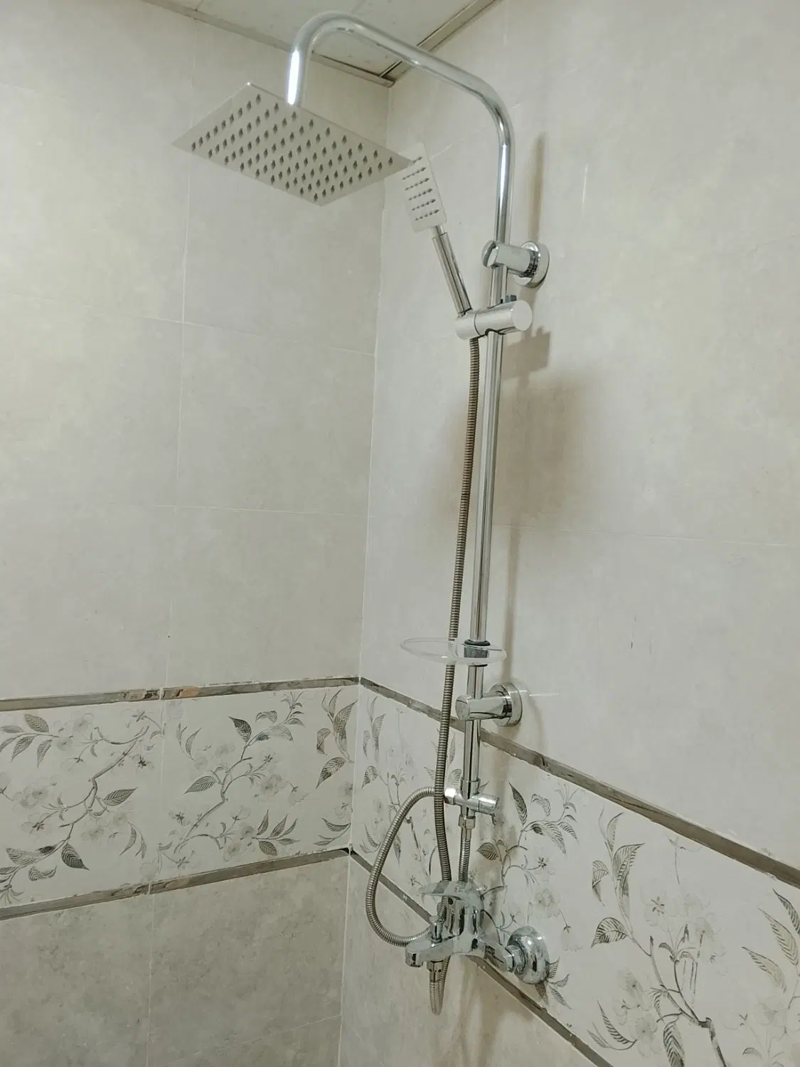 آپارتمان کلید نخورده
