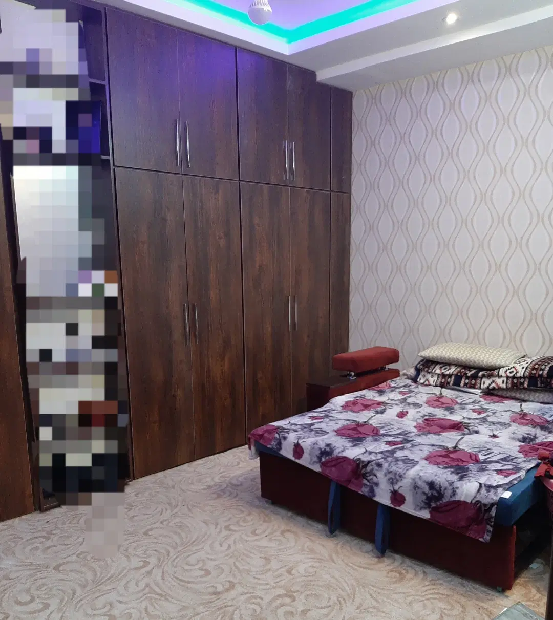 آپارتمان سه خوابه در 200متری پل خواجو ومشتاق