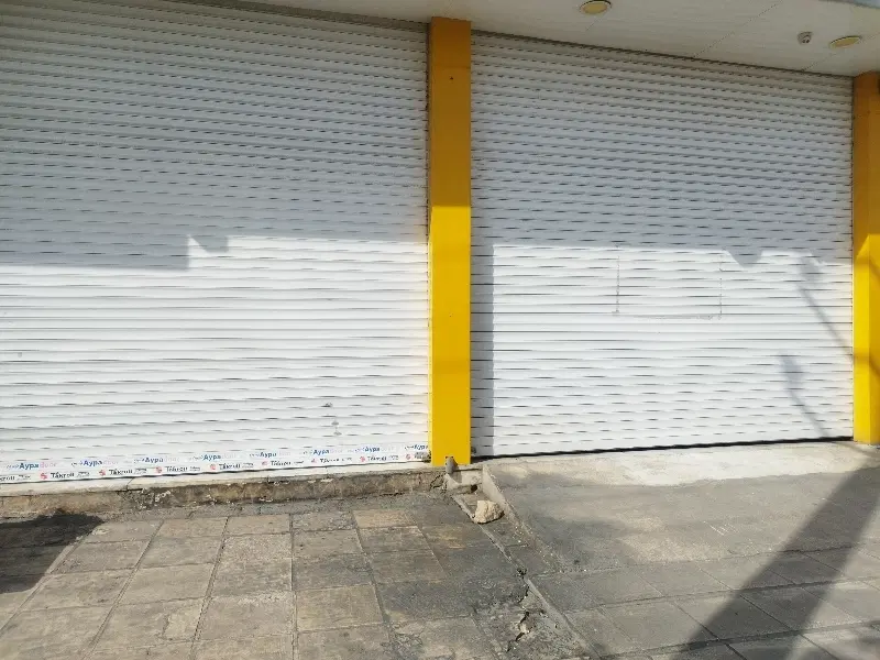 فروش مغازه تجاری ۶۰ متری