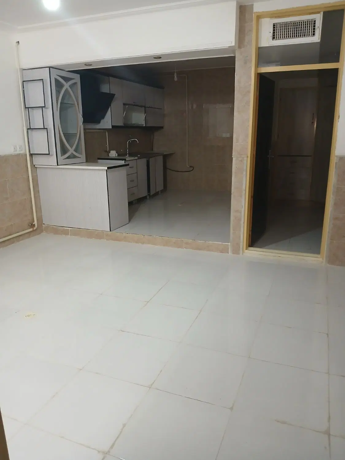 اجاره دهنده خانه
