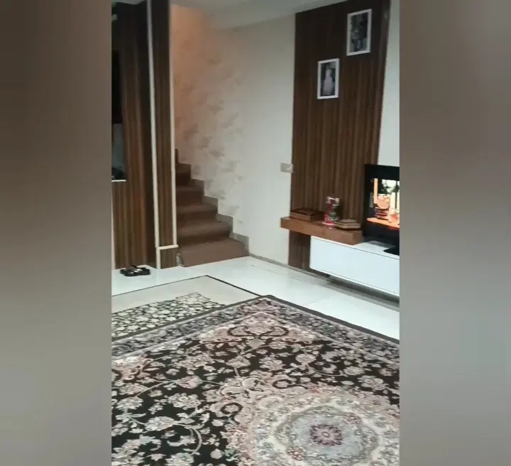 خانه ویلایی در چناران