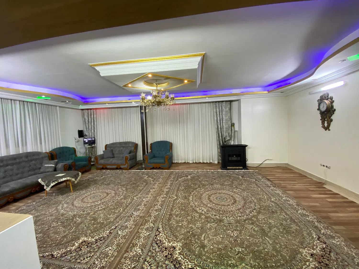 رهن تمام منزل ویلایی دربست