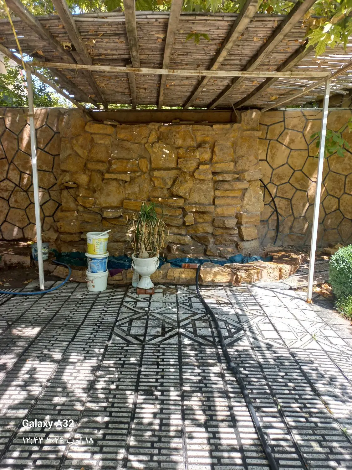 ویلا ۸۰۰ متری_ بنای دو خواب_ سند دار_ اطراف هشتگرد