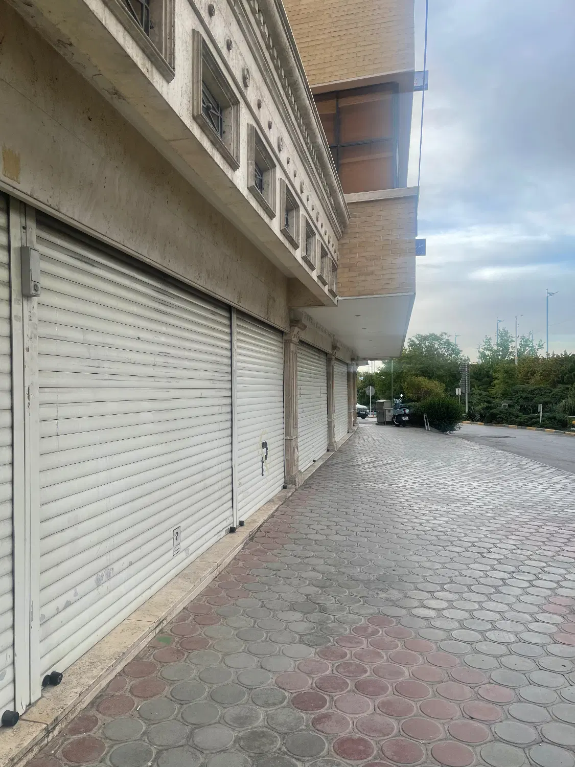 فروش مغازه تجاری ۲۱ متر اپادانا دوم