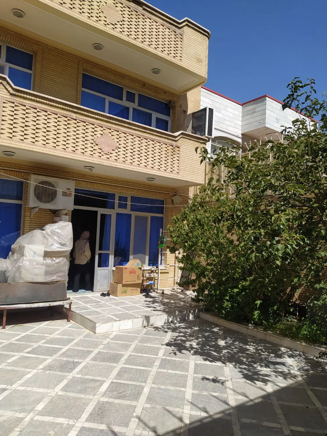 رهن حیاط دربست تجلایی کوی دانشگاه