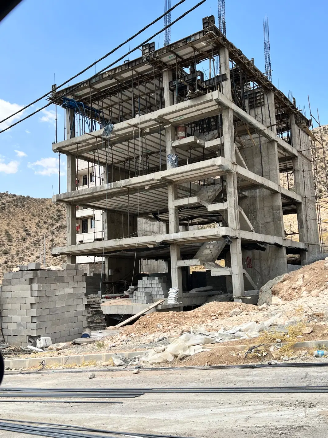 زمین ۲۸۸ متری زعفرانیه صدرا