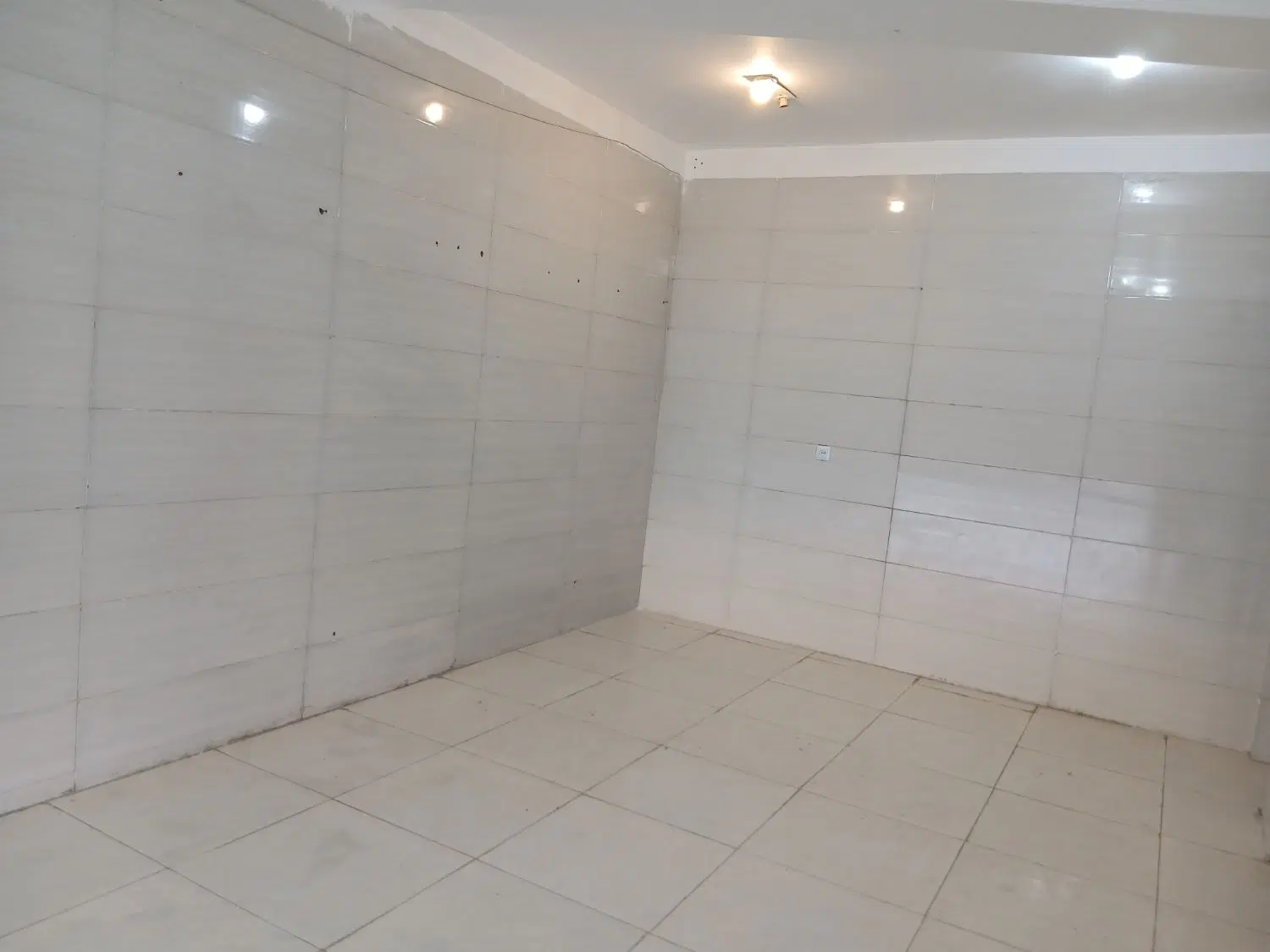 اجاره یک باب مغازه