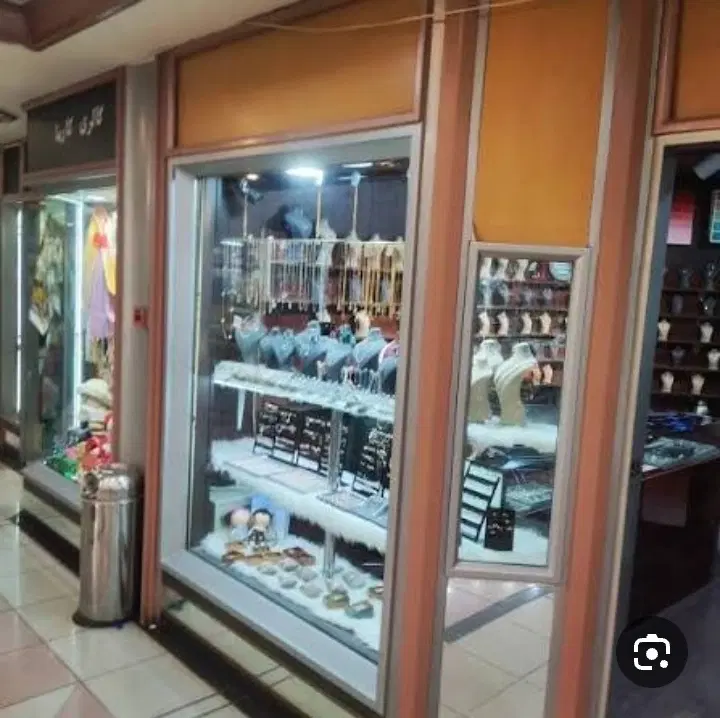17 متر سرقفلی پاساژ کیش میدان ولیعصر