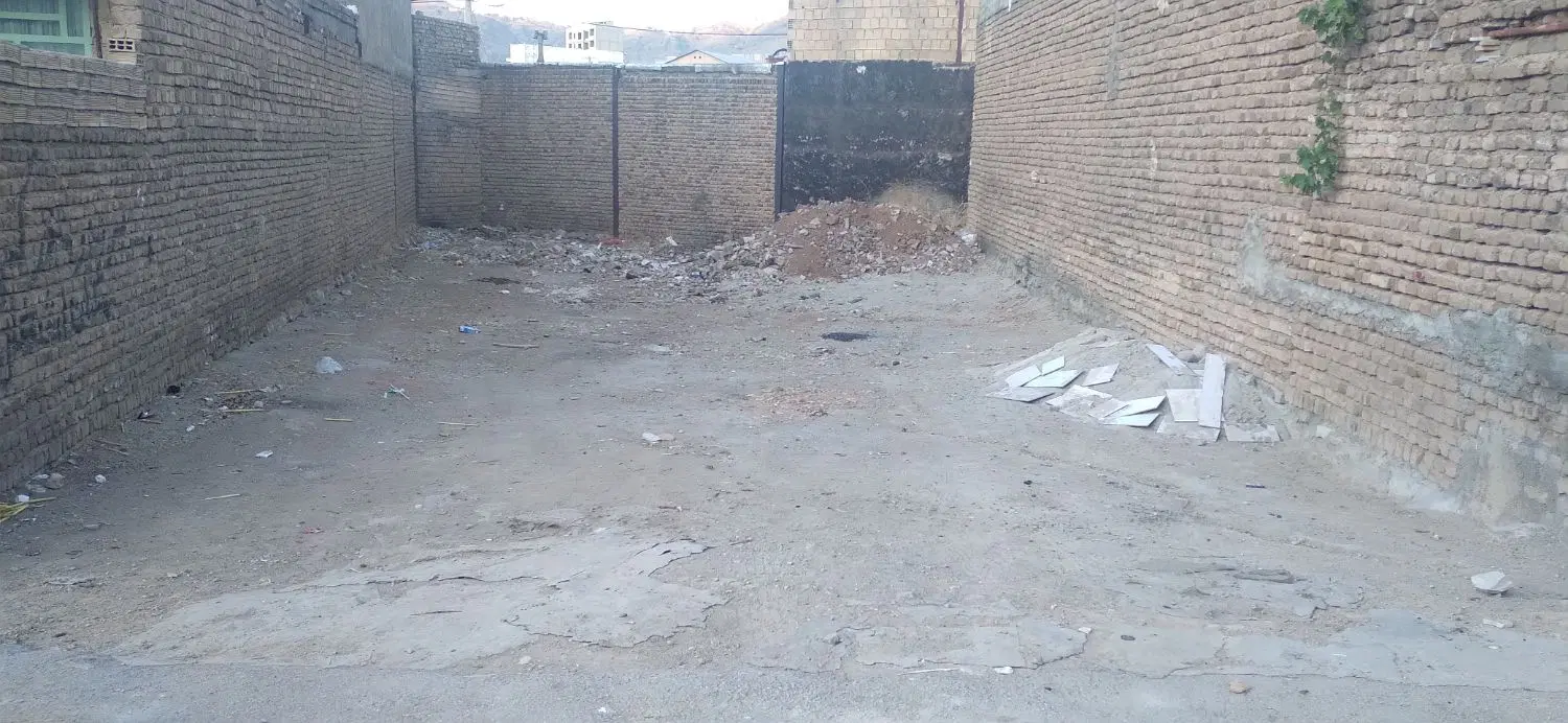 زمین۲۳۳متر