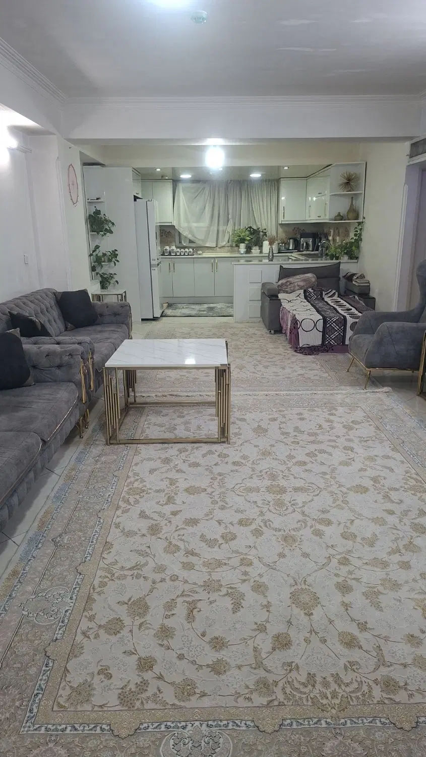 واحد ۸۰ متری