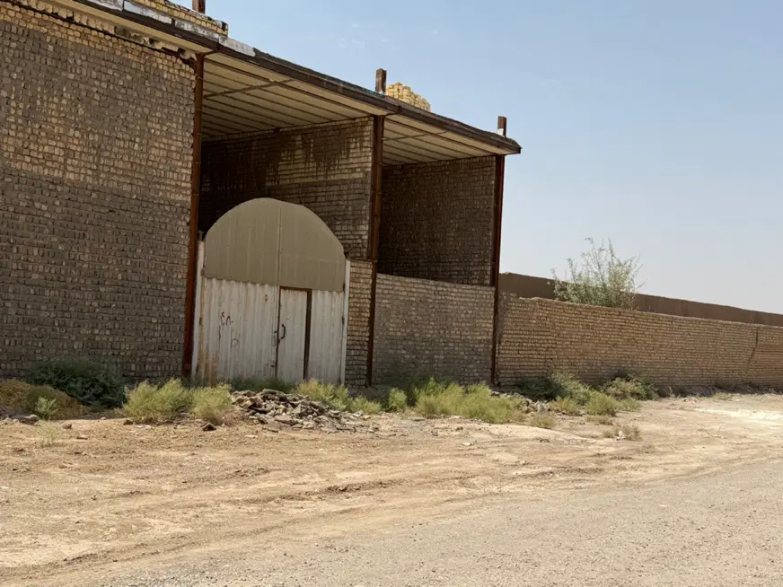 ملک تجاری با سند
