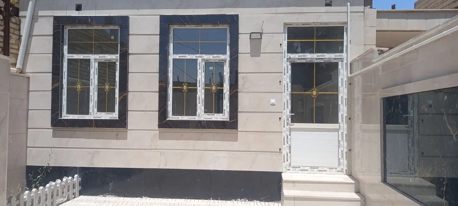 فروش یک باب خانه مسکونی ویلایی