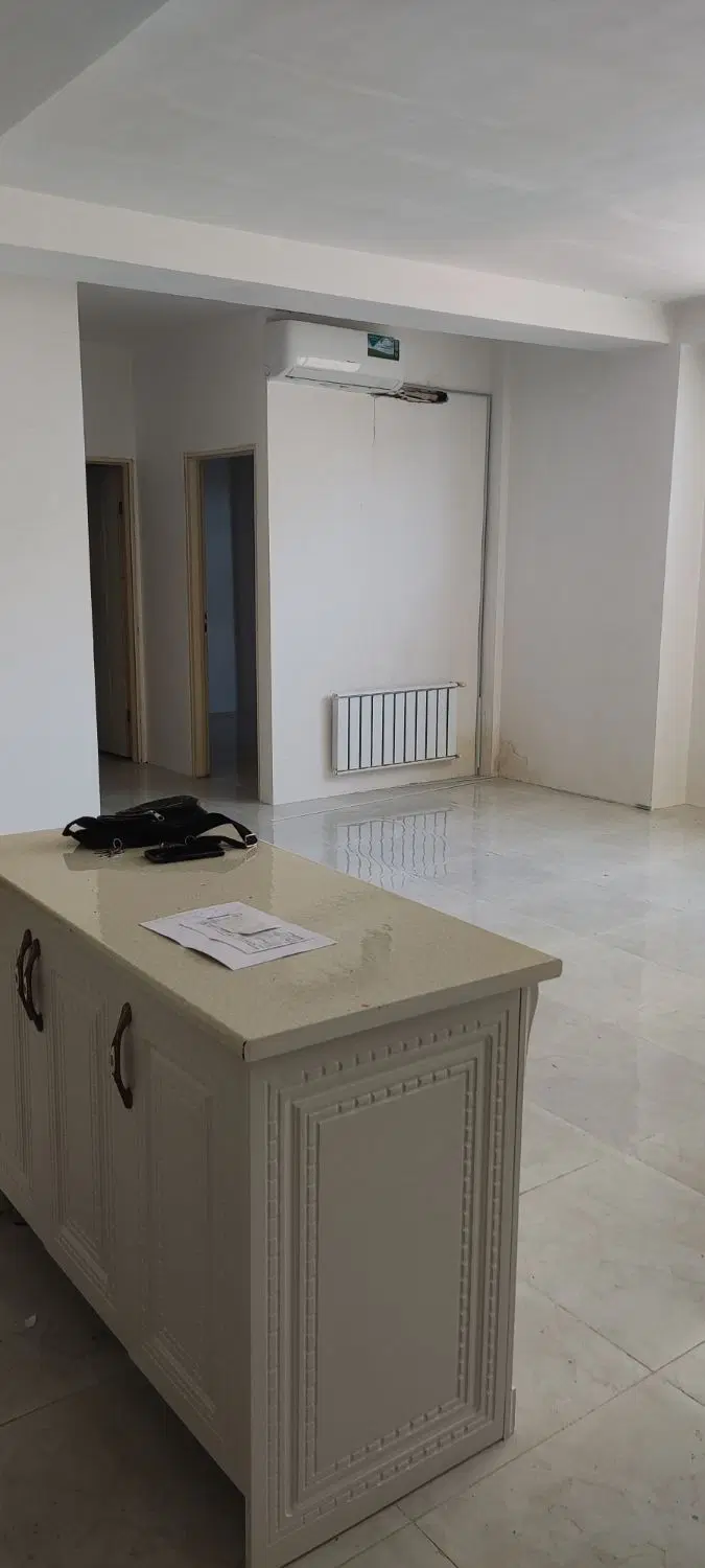 واحد 95 متری، آسانسور، پارکینگ