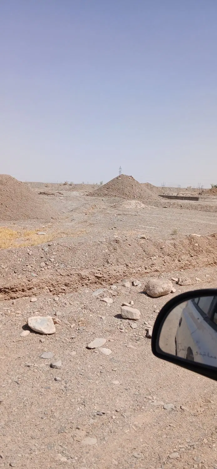 زمین ۱۴۰ متری سیادک